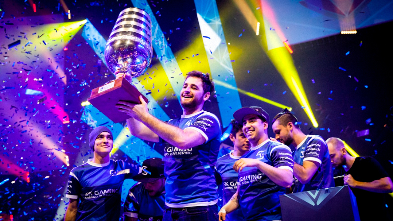 SK/Luminosity