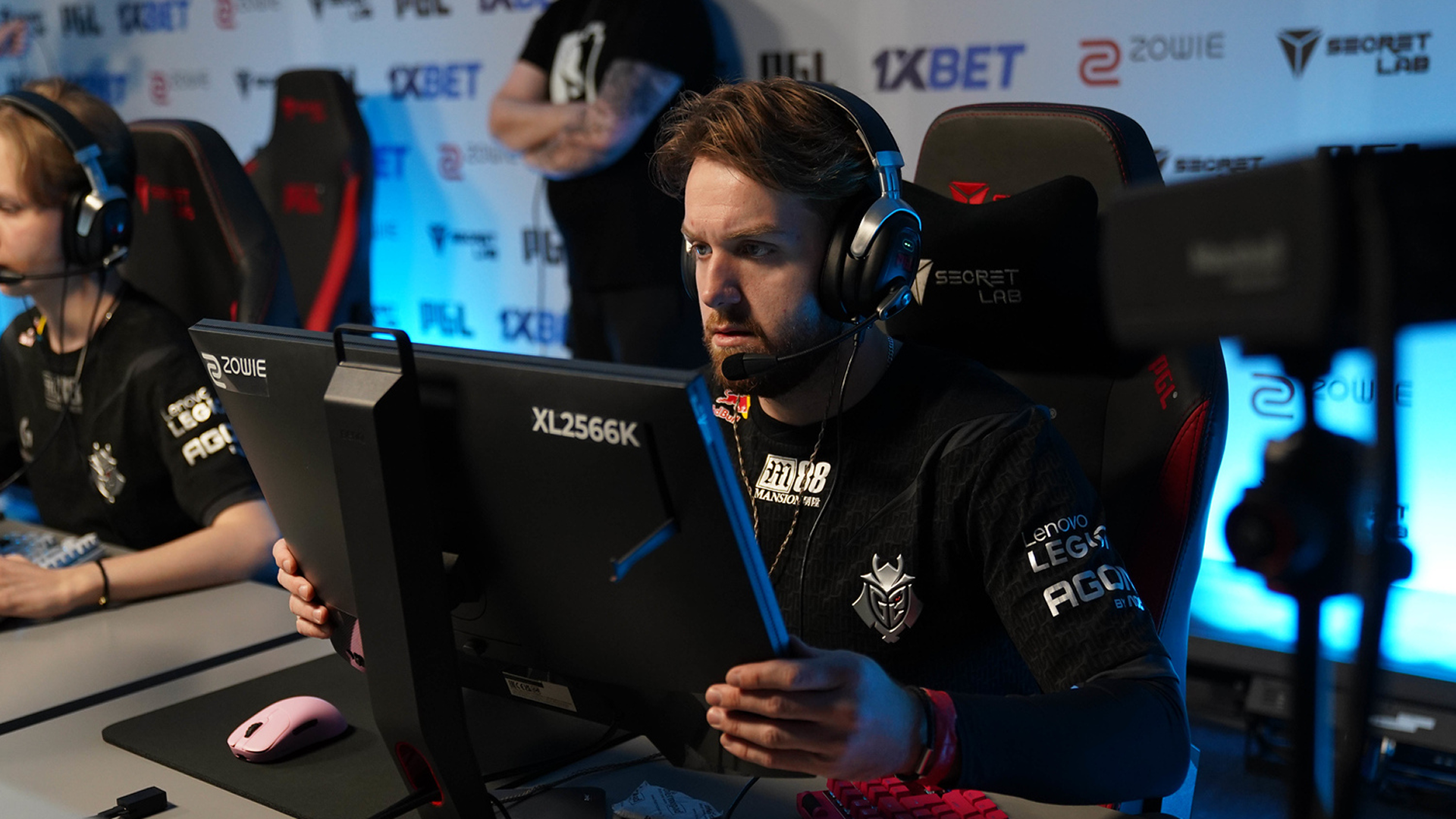 Match Prediction: Vitality vs Falcons at IEM Melbourne 2025