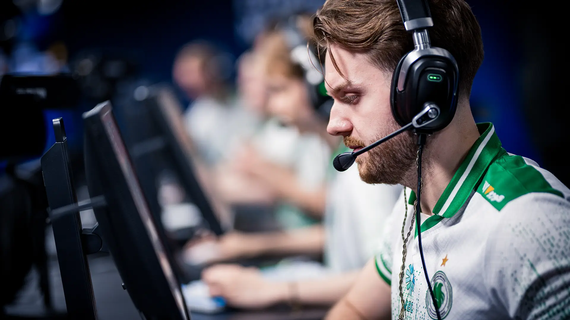Falcons defeat GamerLegion in the IEM Dallas 2025 Quarterfinals