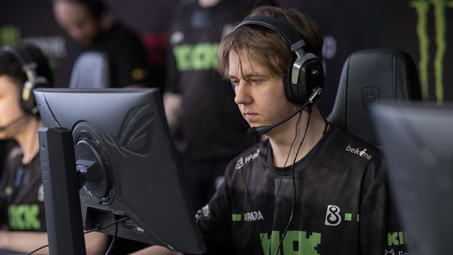 B8 Reach the Grand Final of ESL Challenger League Season 49