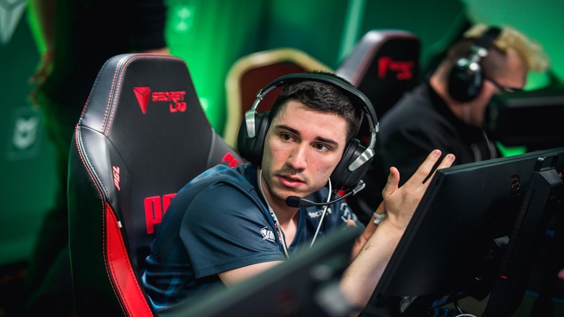 maden replaces simke at Zero Tenacity after three years without change