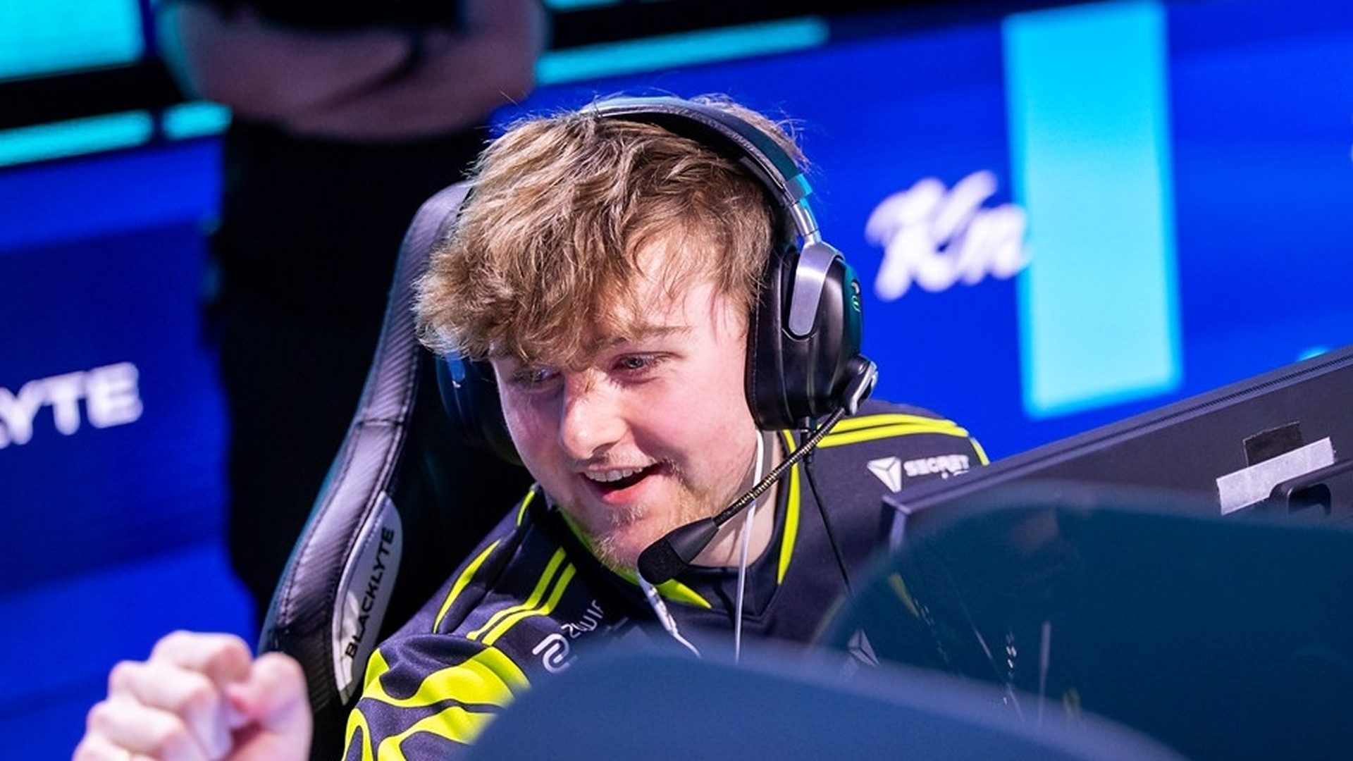 Match Prediction – PGL Astana 2025: M80 vs NAVI – Potential Group Stage Upset