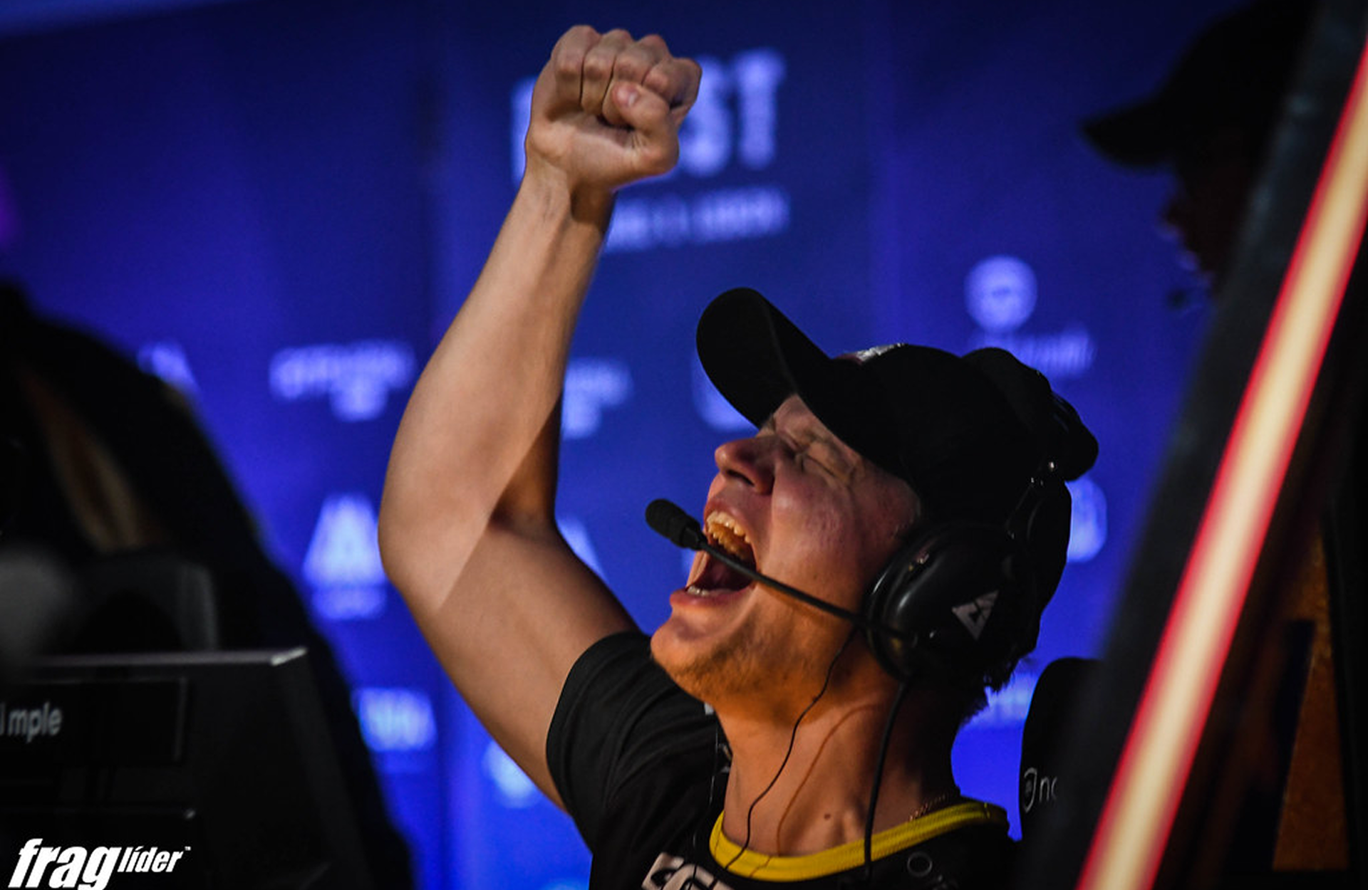 s1mple Robbed: Favorite Watch Stolen Just a Minute Away from Hotel