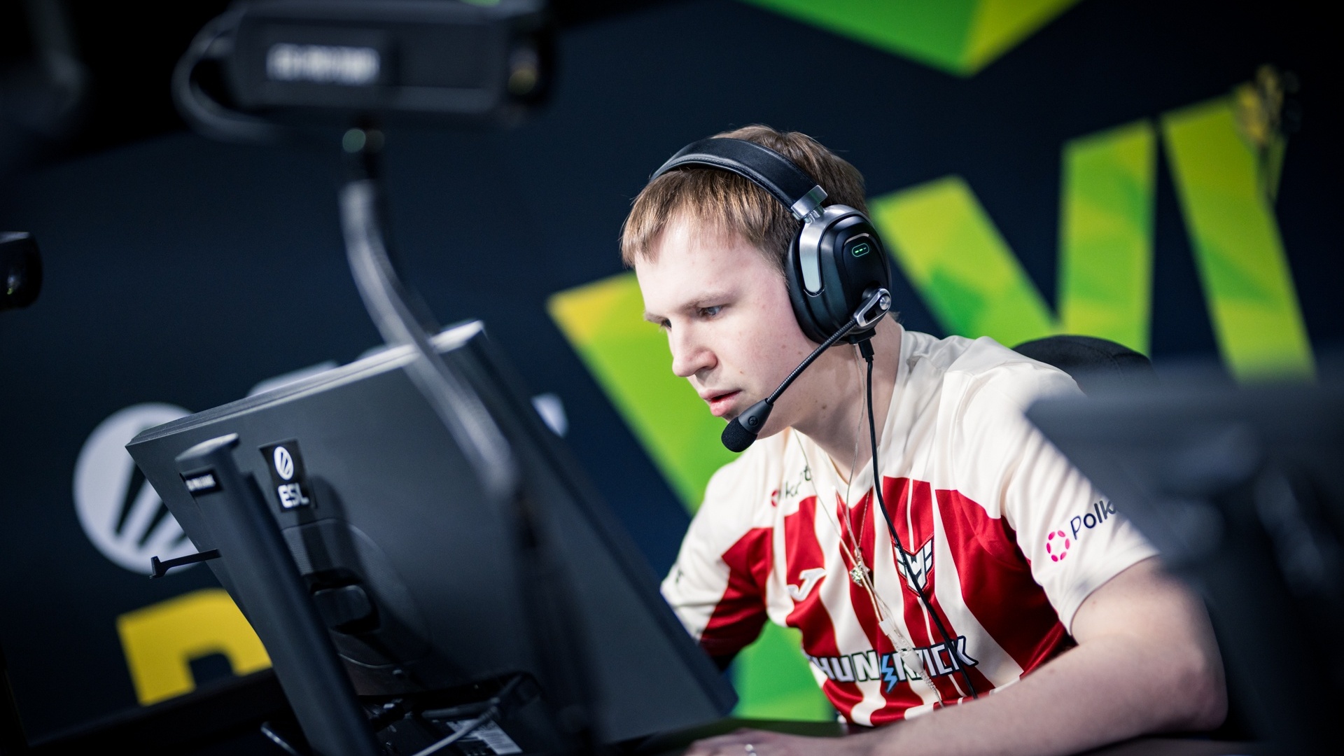 From Tier-3 to Tier-1: tN1R on Language, Pressure, and His Unusual LAN Habit