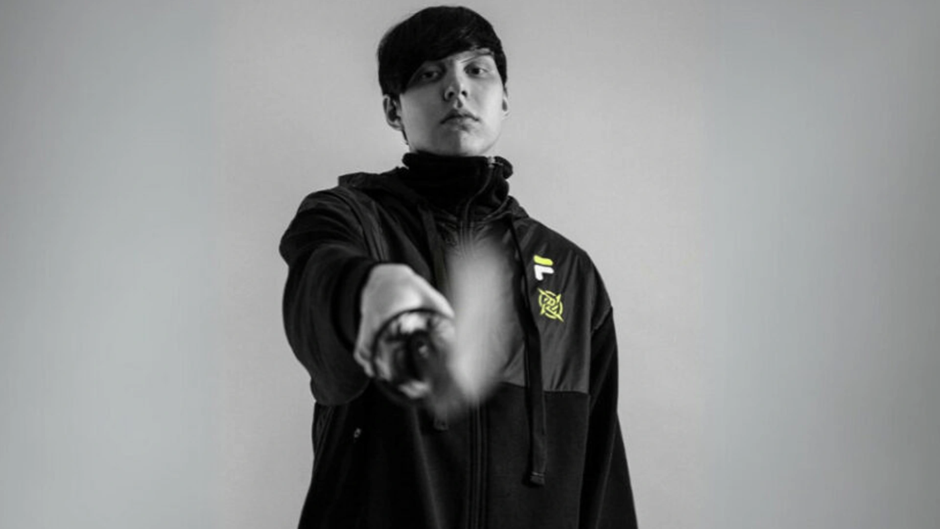 r1nkle stays with NIP until 2028 — a new era for the Ukrainian star