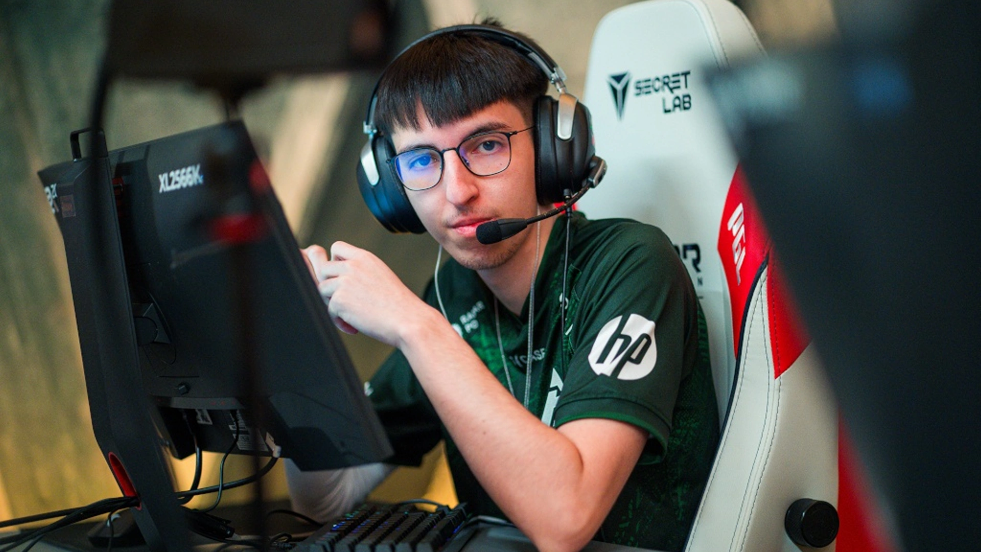 Match Prediction NiP vs G2: Battle for Playoff at PGL Astana 2025