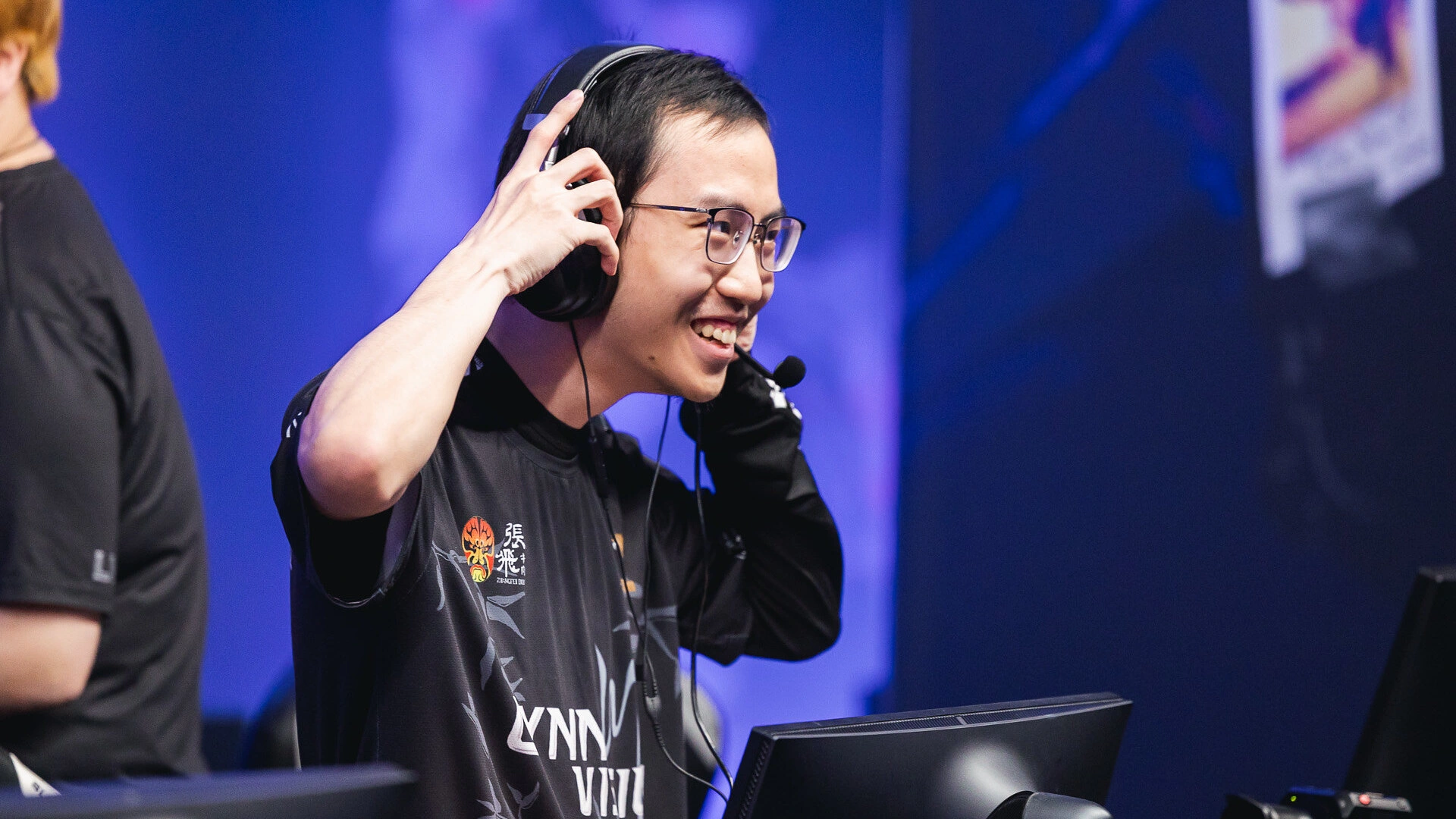 EmiliaQAQ’s Message Touches Fans as Lynn Vision Reach Stage 3