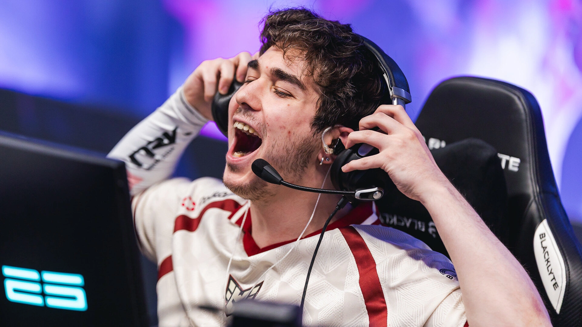 xfl0ud to replace XANTARES in Aurora’s lineup for IEM Cologne 2025