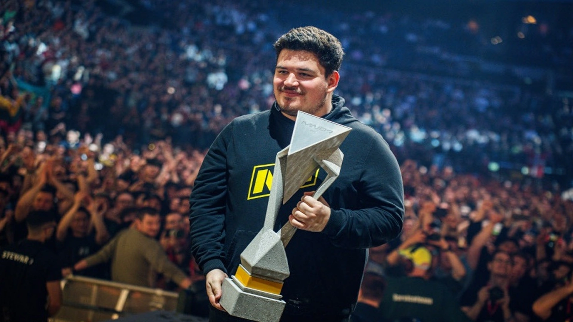 NAVI begin search for new CS2 analyst — flashie likely out of the team