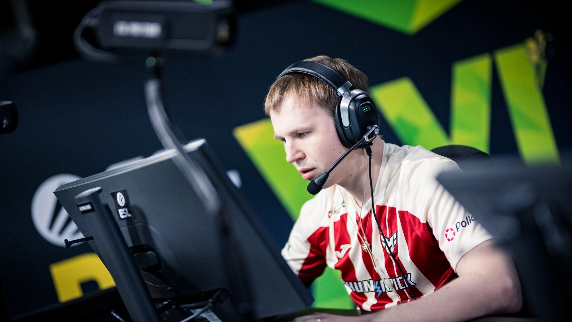 HEROIC eliminate Virtus.pro and advance to Stage 2 of IEM Cologne 2025