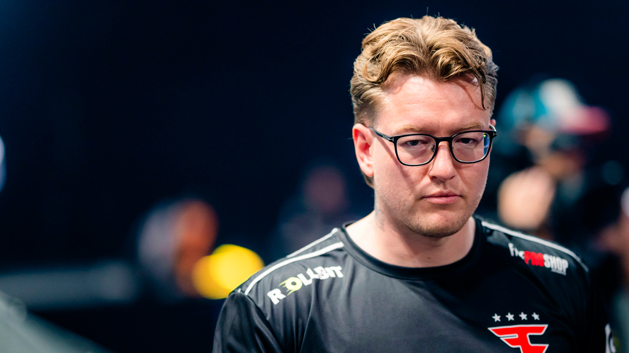 GamerLegion: Talent Factory & Smart Seller