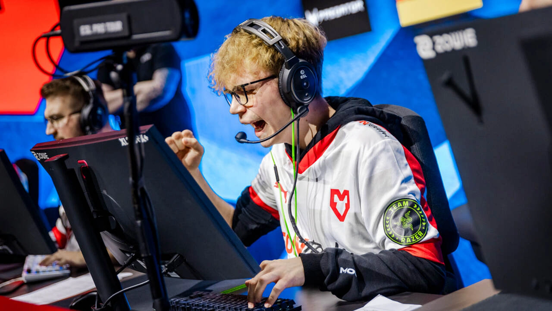 MOUZ invita i fan a guardare le partite di BLAST Bounty dal vivo presso la loro sede di Amburgo