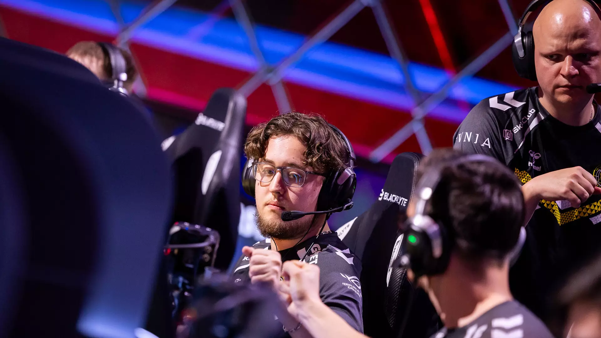 Vitality vs Falcons — Prediction for the BLAST Rivals 2025 Grand Final: Win Streak vs Revenge Opportunity